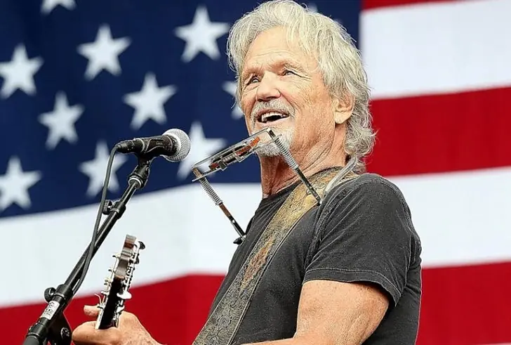 Kris Kristofferson, country music legend and 'Blade' star, dies at 88.