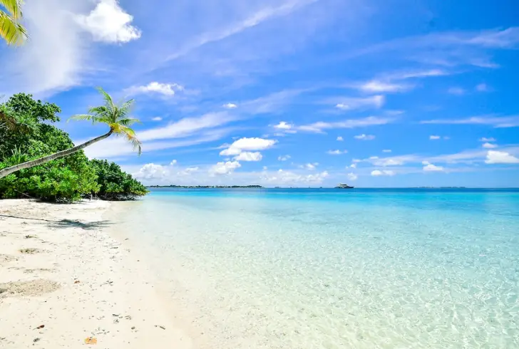Hawaii is a treasure trove of sugary white sand beaches, warm waters, and rich cultural heritage